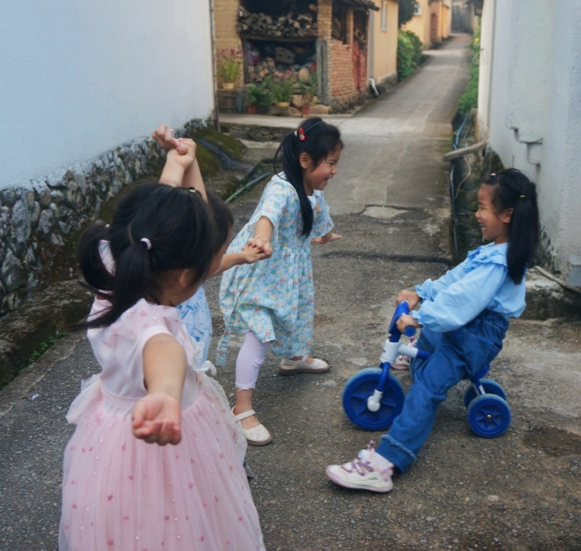 小飞孩×4